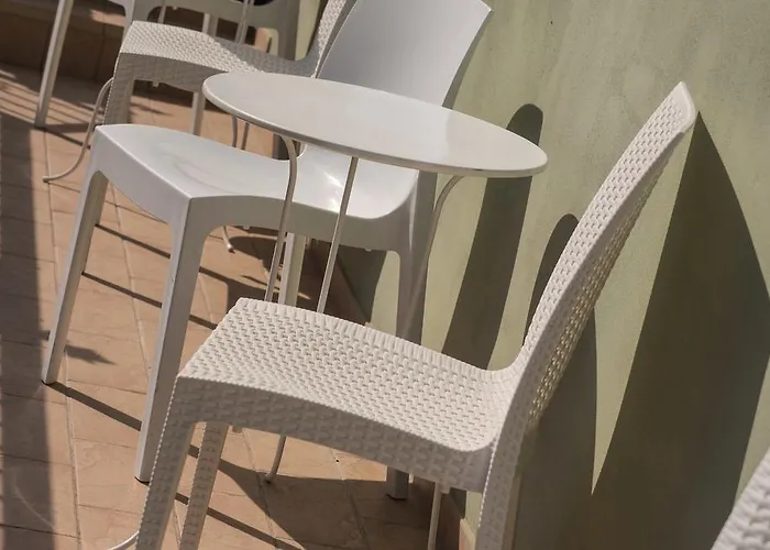 Fontanavecchia 3*