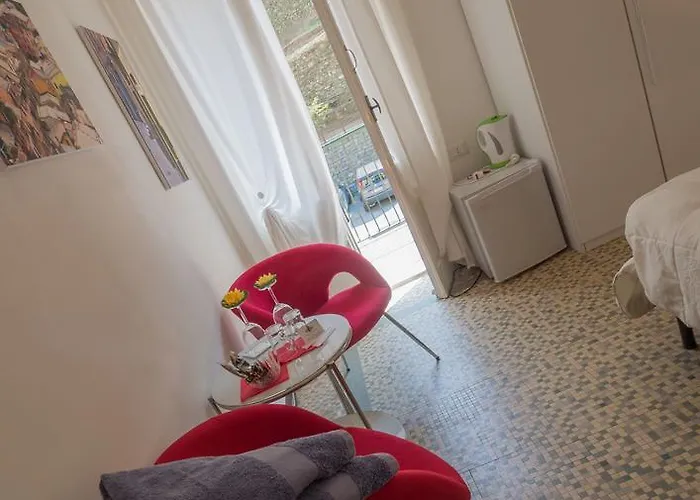 Fontanavecchia Konukevi Vernazza